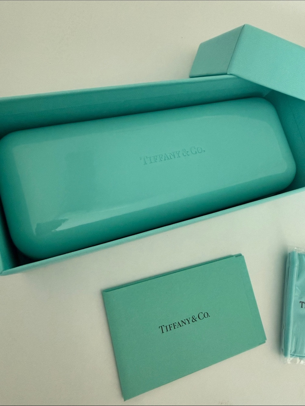 🩵Tiffany & Co. Signature Robin's Egg Blue Sunglasses Hard Case Set